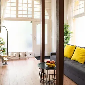 Spacious&stylish Loft Bed +s-bahn Access Berlin