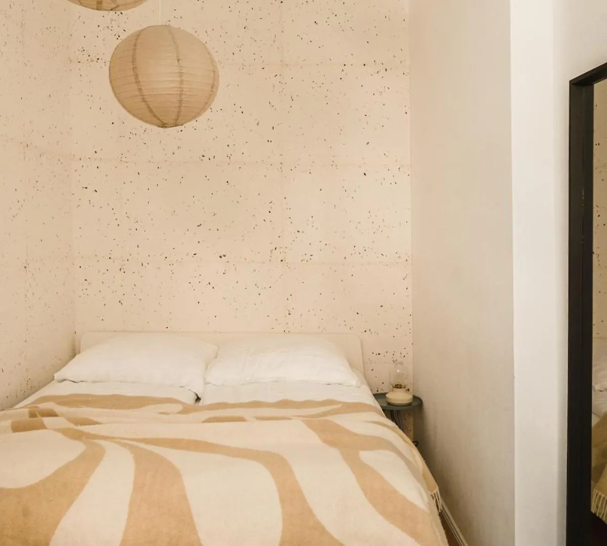 105M2 Duplex Wohnung Im Herzen Berlins, Neukoelln Apartment